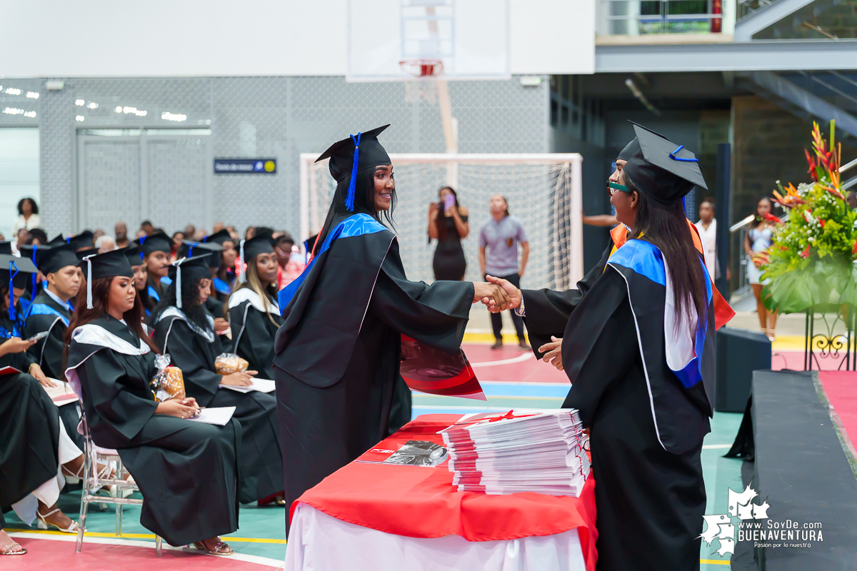 La Universidad del Valle Seccional Pacífico graduó a 171 nuevos profesionales y tecnólogos en emotiva ceremonia 