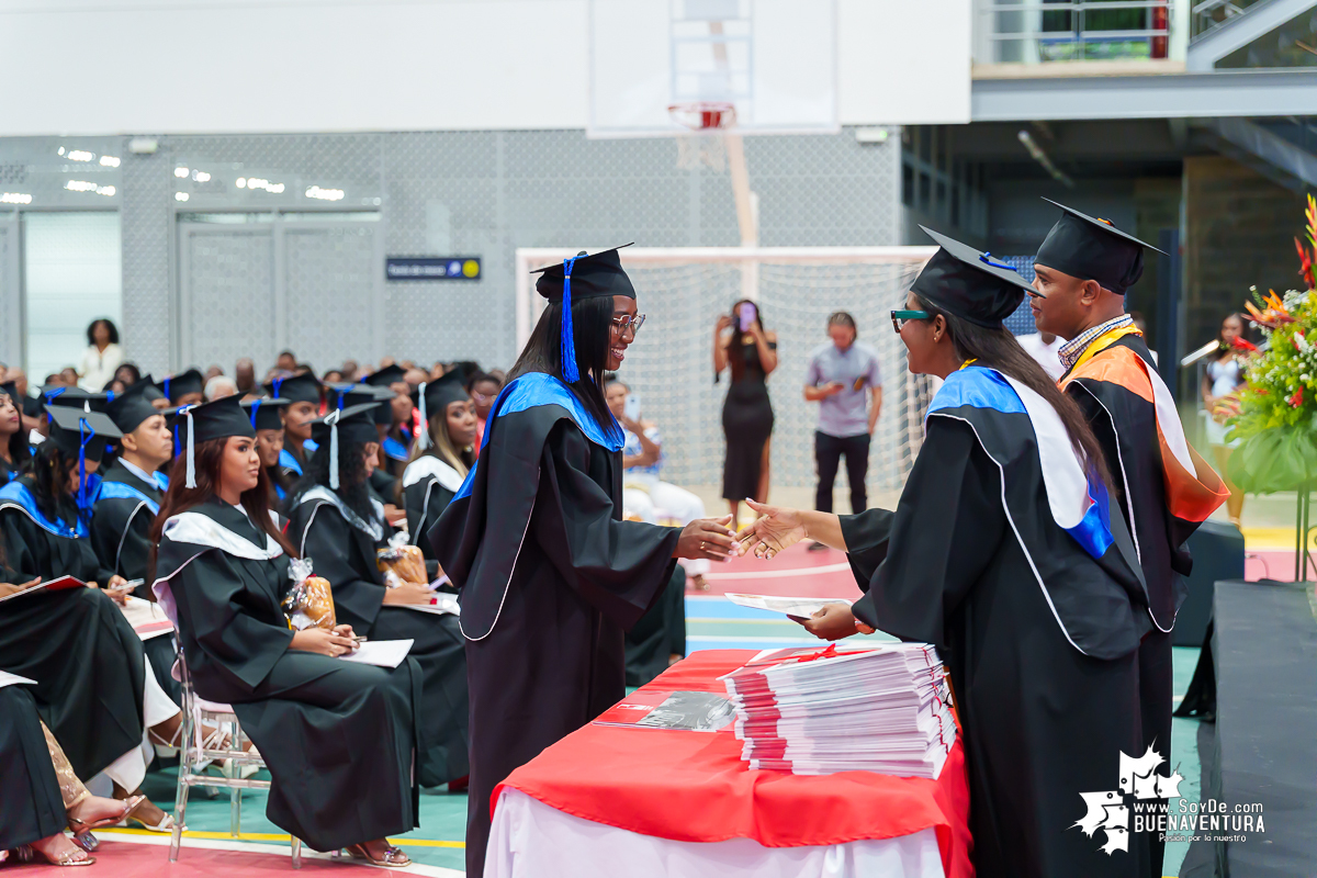 La Universidad del Valle Seccional Pacífico graduó a 171 nuevos profesionales y tecnólogos en emotiva ceremonia 