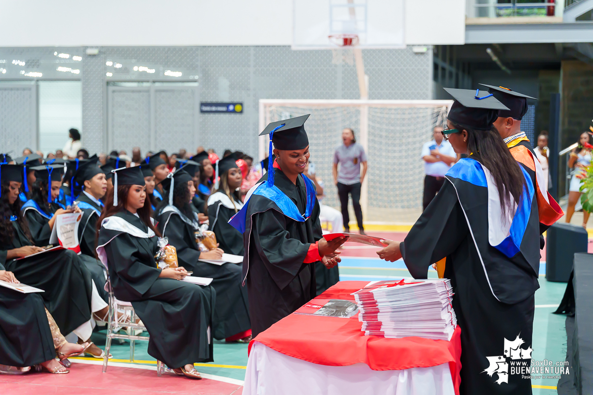 La Universidad del Valle Seccional Pacífico graduó a 171 nuevos profesionales y tecnólogos en emotiva ceremonia 