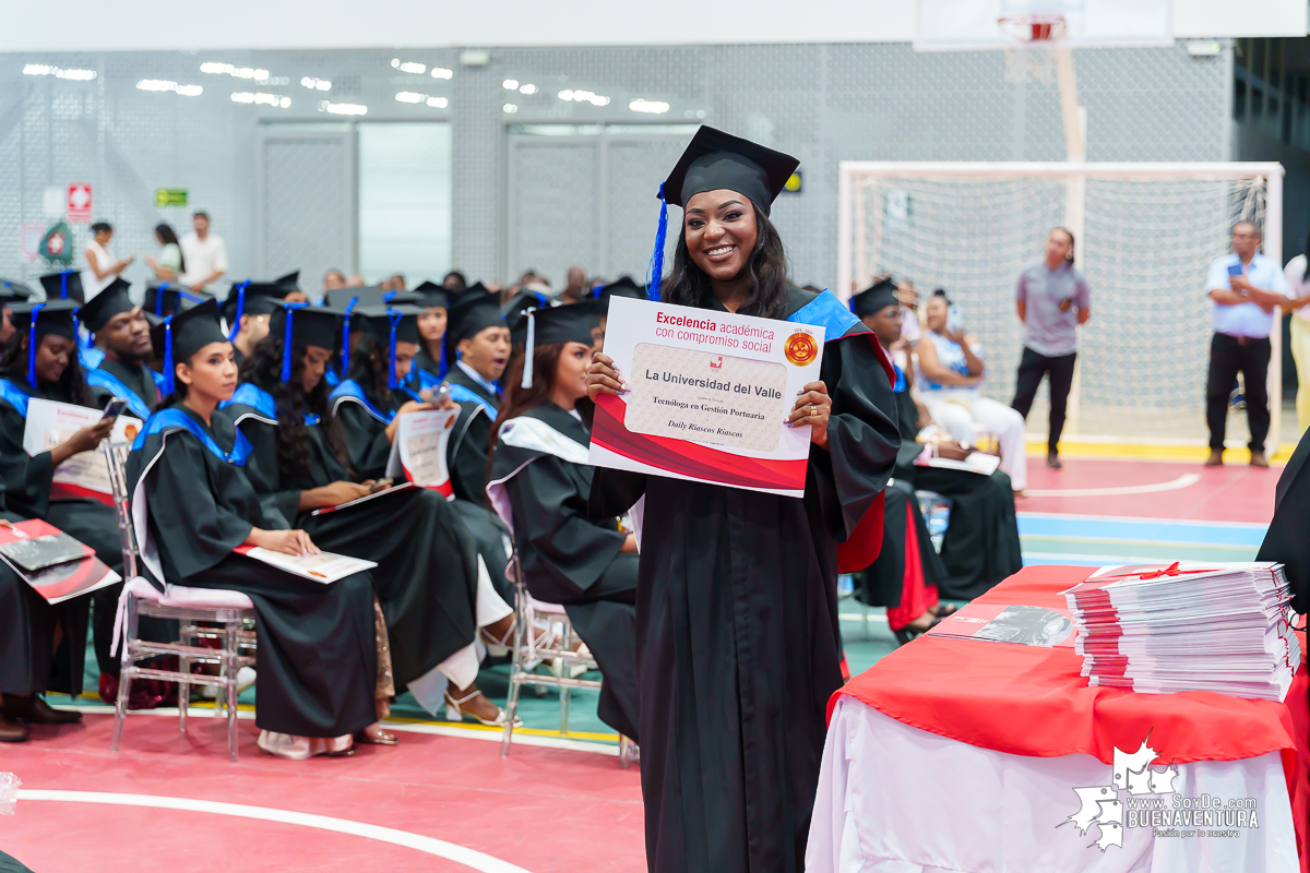 La Universidad del Valle Seccional Pacífico graduó a 171 nuevos profesionales y tecnólogos en emotiva ceremonia 