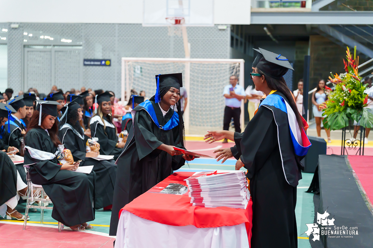 La Universidad del Valle Seccional Pacífico graduó a 171 nuevos profesionales y tecnólogos en emotiva ceremonia 