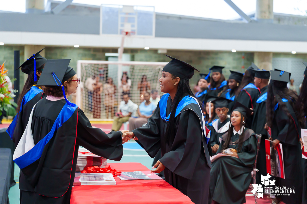 La Universidad del Valle Seccional Pacífico graduó a 171 nuevos profesionales y tecnólogos en emotiva ceremonia 