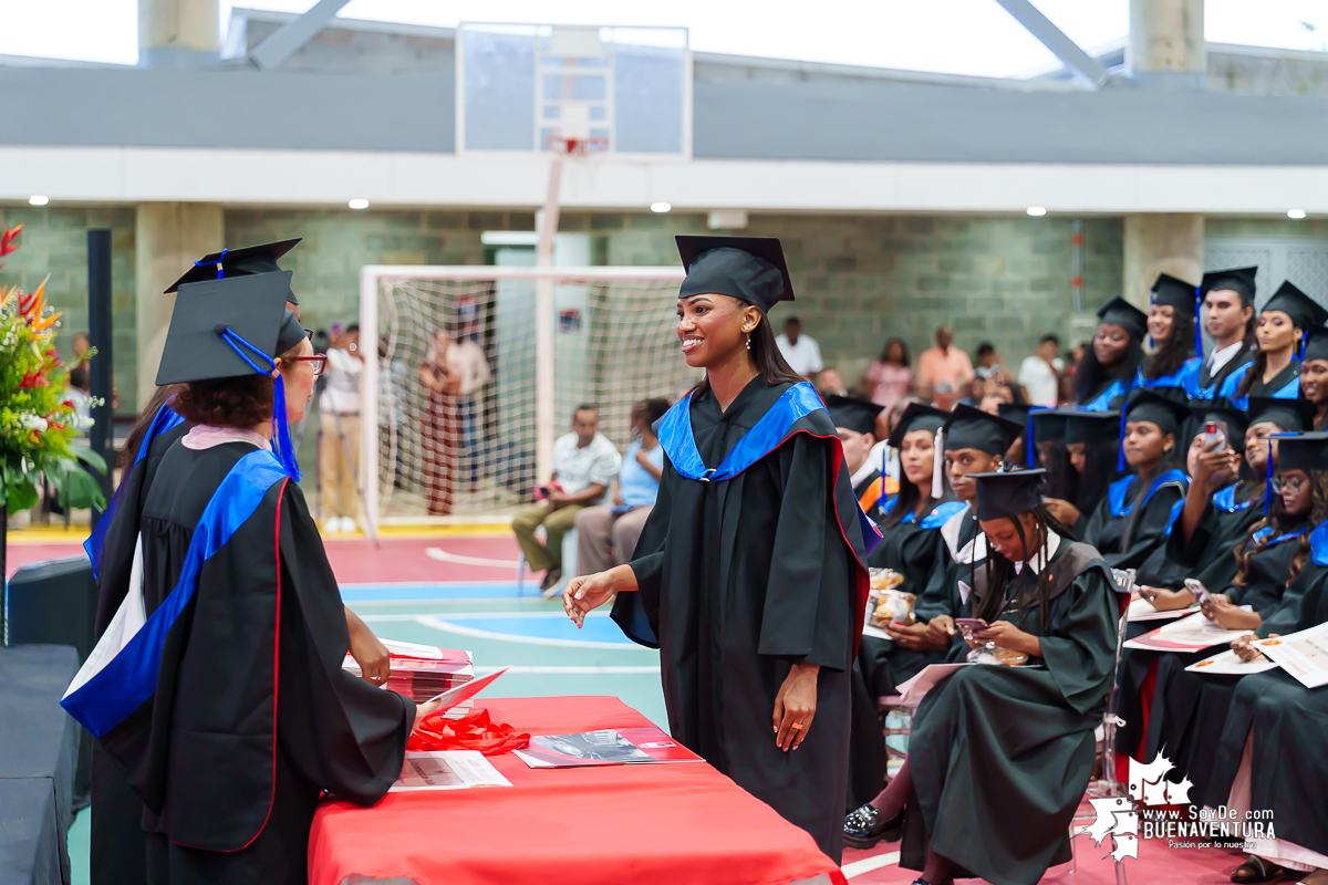 La Universidad del Valle Seccional Pacífico graduó a 171 nuevos profesionales y tecnólogos en emotiva ceremonia 