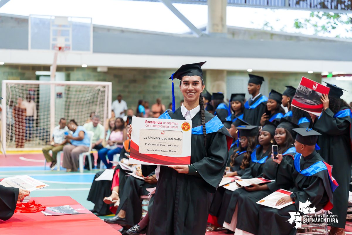 La Universidad del Valle Seccional Pacífico graduó a 171 nuevos profesionales y tecnólogos en emotiva ceremonia 