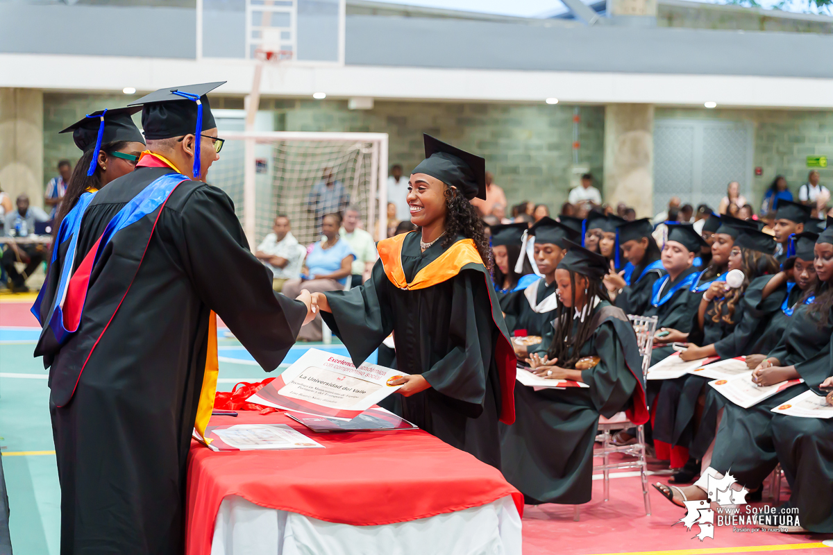 La Universidad del Valle Seccional Pacífico graduó a 171 nuevos profesionales y tecnólogos en emotiva ceremonia 