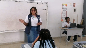 Jóvenes de la IE Termarit en Buenaventura reciben formación en liderazgo, salud mental y prevención del embarazo adolescente 