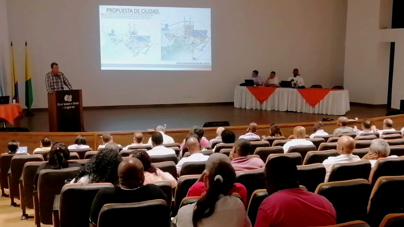 Presentan diez propuestas para uso de terrenos de la antigua Zona Franca de Buenaventura