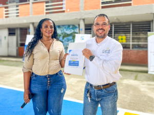 Cierran primera etapa del convenio de entrega de mobiliario escolar en Buenaventura