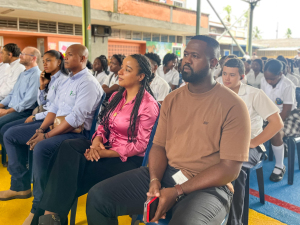 Cierran primera etapa del convenio de entrega de mobiliario escolar en Buenaventura