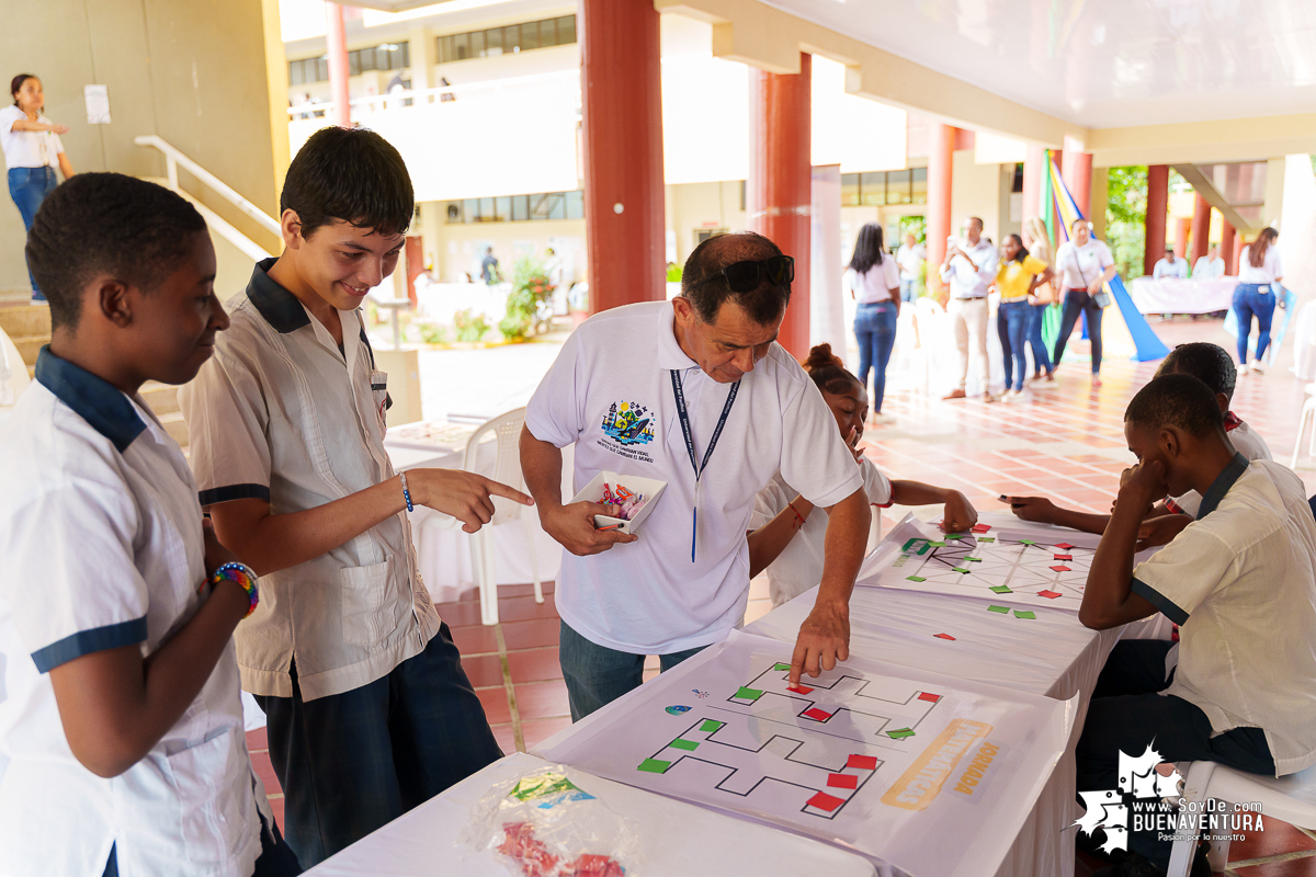 Se realizó un exitosa Jornada de Matemáticas y Muestra científica en la Universidad del Pacífico