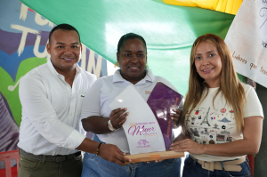Las platoneras de Buenaventura se seguirán fortaleciendo gracias al Galardón de la Mujer Vallecaucana