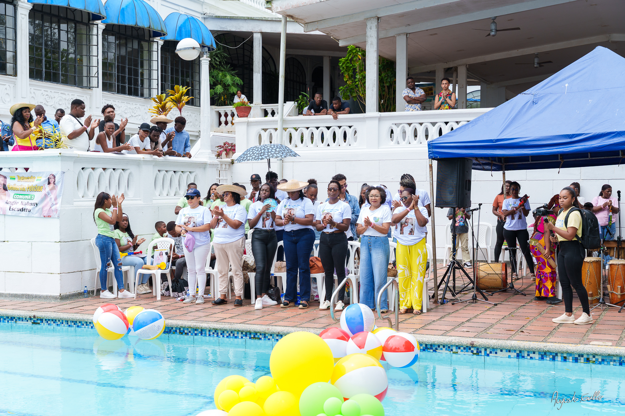 Buenaventura vibró con desfile en traje de baño y baile de currulao del Reinado Señorita Buenaventura Folclor 2025