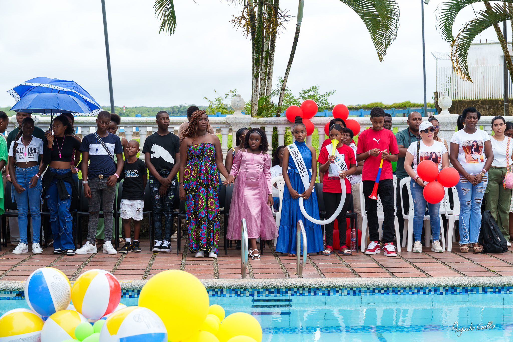 Buenaventura vibró con desfile en traje de baño y baile de currulao del Reinado Señorita Buenaventura Folclor 2025