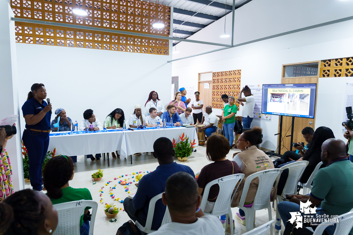 Buenaventura inaugura Centro Multimodal en el barrio El Campin para víctimas del conflicto armado
