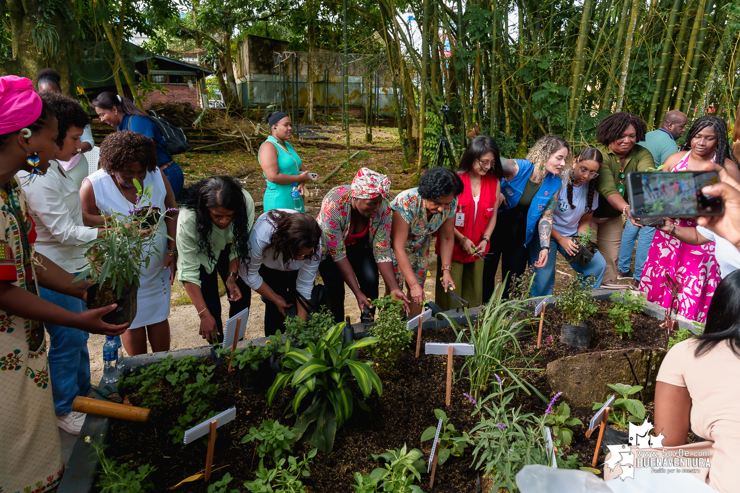 Buenaventura inaugura la Casa de la Mujer ‘Manglar de Vida y Paz’ en el barrio Los Pinos