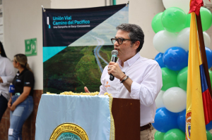 La Unión Vial Camino del Pacífico entregó mobiliario escolar en la IE Gran Colombia de Guadalajara de Buga