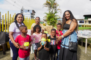 Cine al Barrio promovió la integración familiar en los barrios Independencia y Rockefeller de Buenaventura 