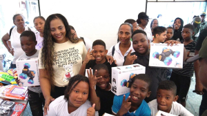 “Cine al Barrio” llevó cine y recreación al barrio El Firme, en Buenaventura