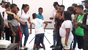 “Cine al Barrio” llevó cine y recreación al barrio El Firme, en Buenaventura