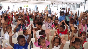 “Cine al Barrio” llevó cine y recreación al barrio El Firme, en Buenaventura