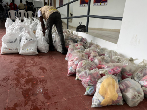 Buenaventura entrega kits de apoyo a mujeres sobrevivientes de Violencias Basadas en Género
