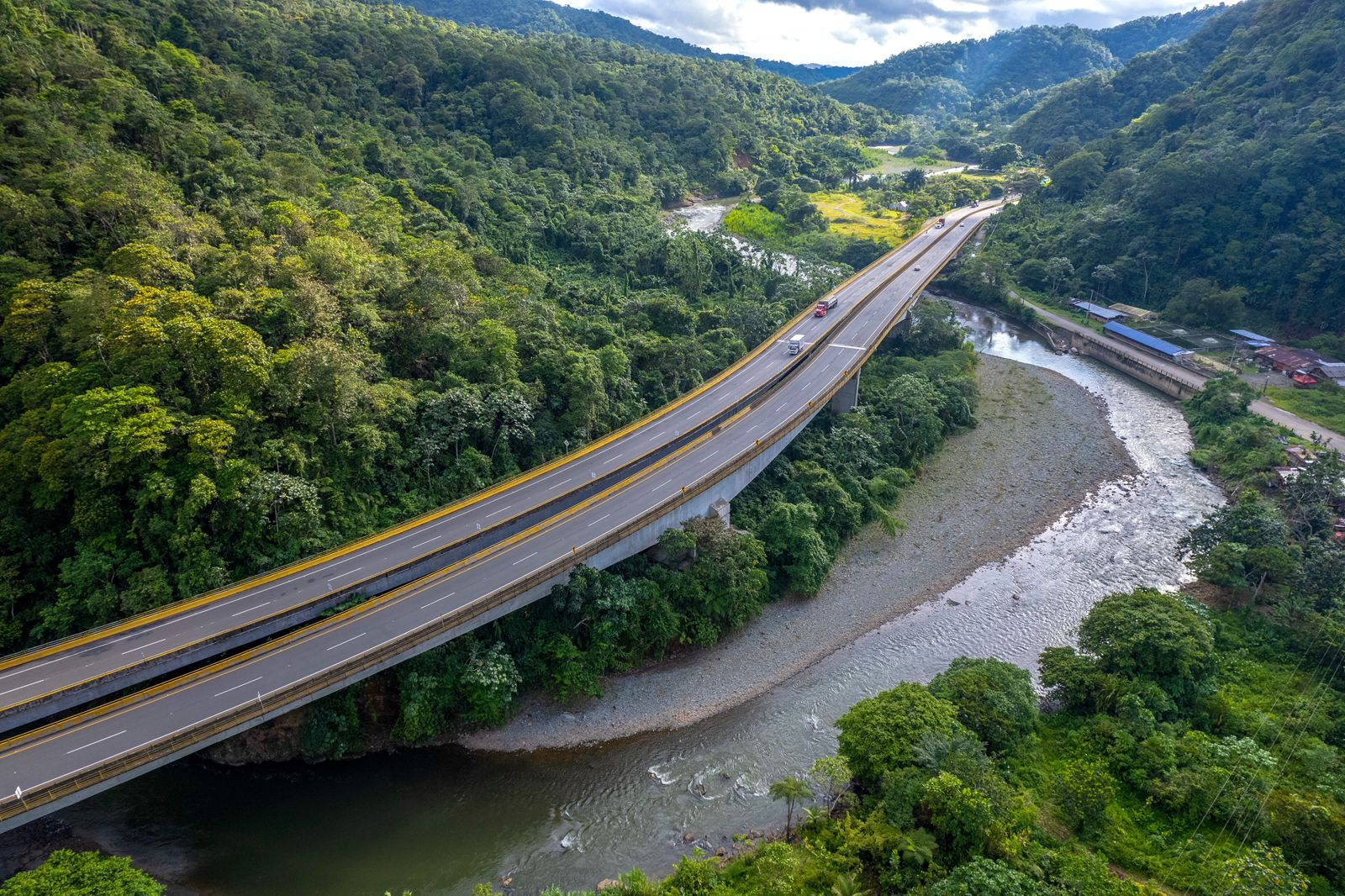 Sacyr cierra la financiación sostenible del corredor vial Buenaventura - Loboguerrero - Buga (Colombia) por 780 millones de euros