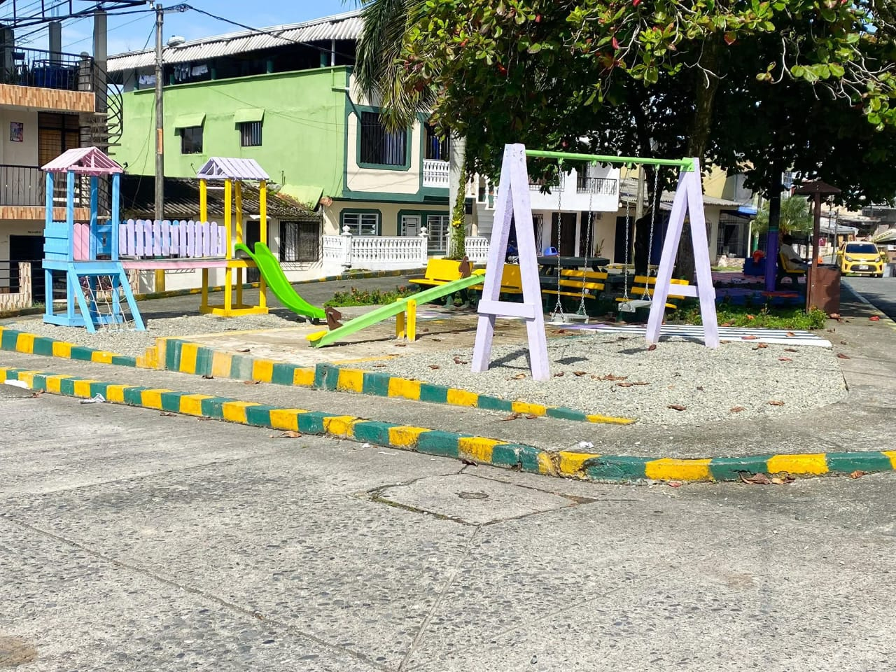 EPA Buenaventura transforma la ciudad con cinco parques ecológicos construidos en madera plástica reciclada