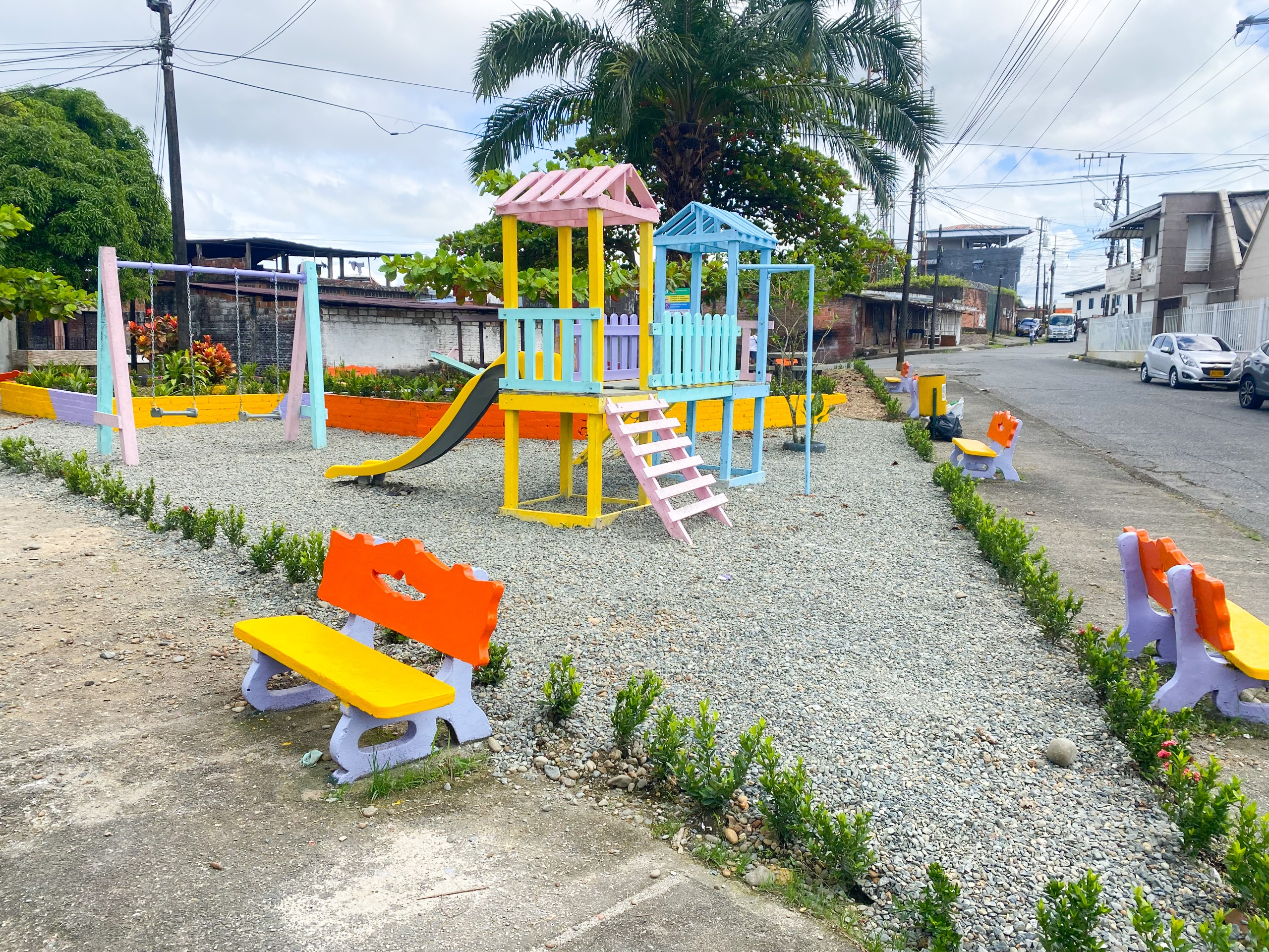 EPA Buenaventura transforma la ciudad con cinco parques ecológicos construidos en madera plástica reciclada