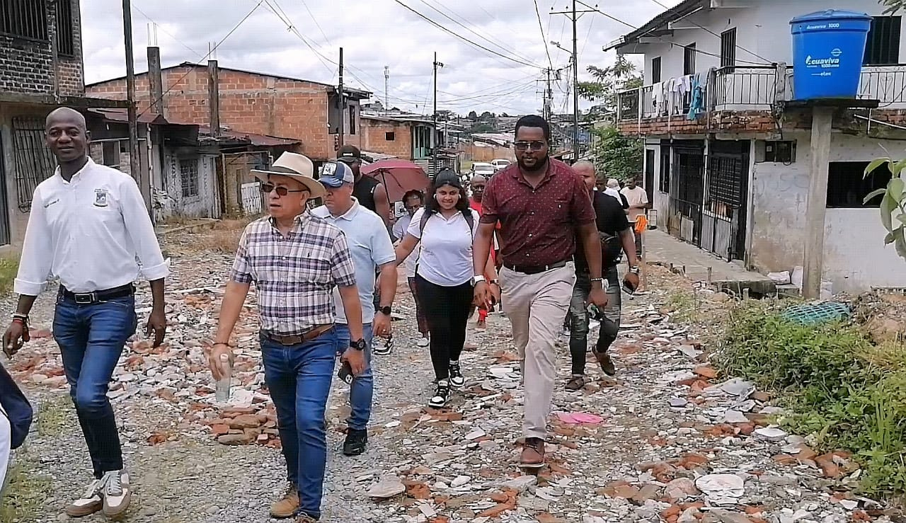Alcaldía de Buenaventura y comunidad de la Comuna 12 avanzan en diagnóstico para proyecto Ecos Barrios de Paz