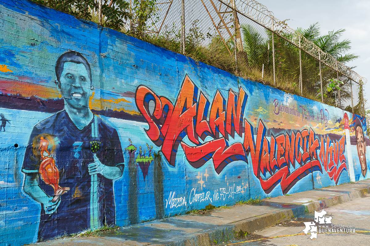 Buenaventura rinde homenaje a la memoria de Alan Josué Valencia con un mural por la paz