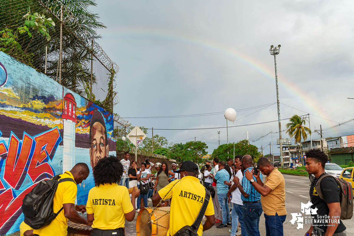 Buenaventura rinde homenaje a la memoria de Alan Josué Valencia con un mural por la paz