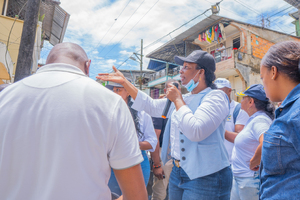 Moradores de la comuna 2 compartieron sus necesidades en una nueva jornada de ‘Gobierno en la Calle’ de la Alcaldía Distrital de Buenaventura