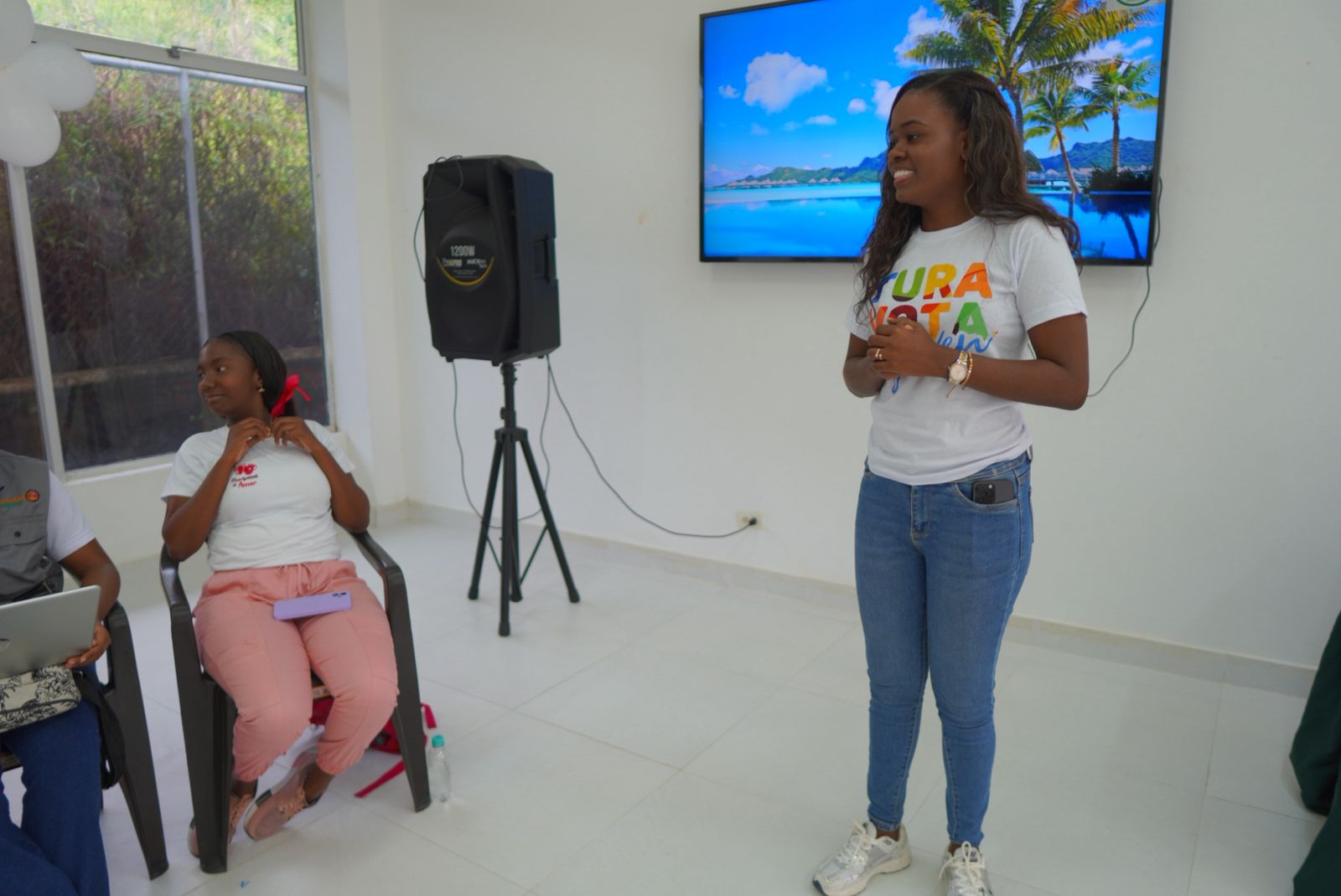 Jóvenes de Buenaventura se preparan para las elecciones de los Consejos de Juventud