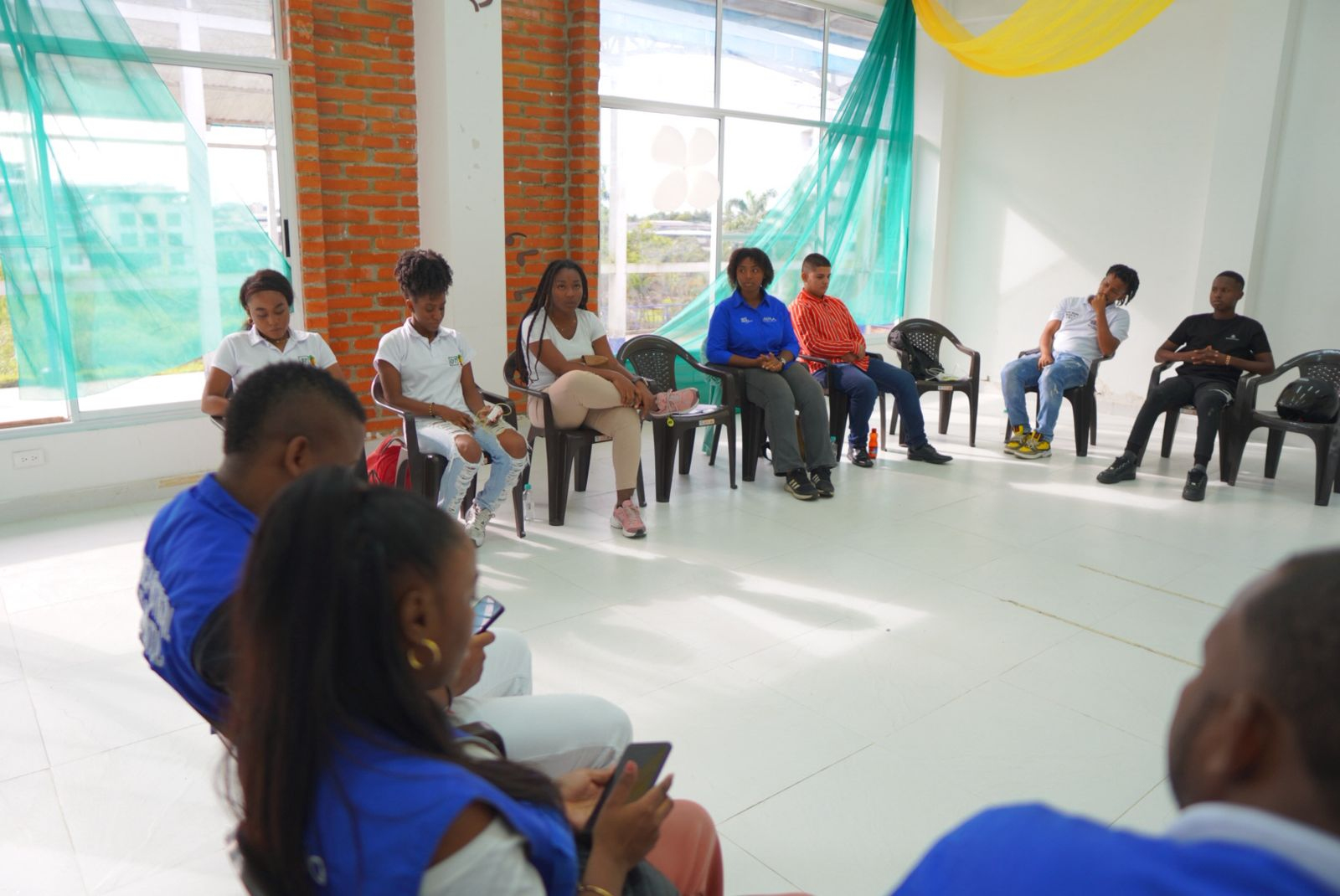 Jóvenes de Buenaventura se preparan para las elecciones de los Consejos de Juventud