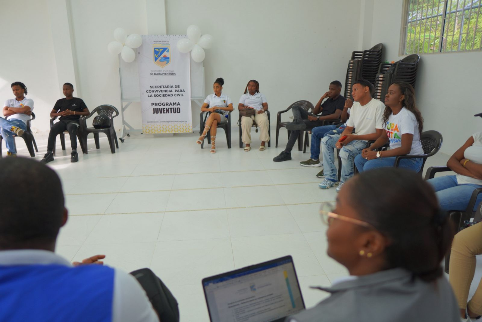 Jóvenes de Buenaventura se preparan para las elecciones de los Consejos de Juventud