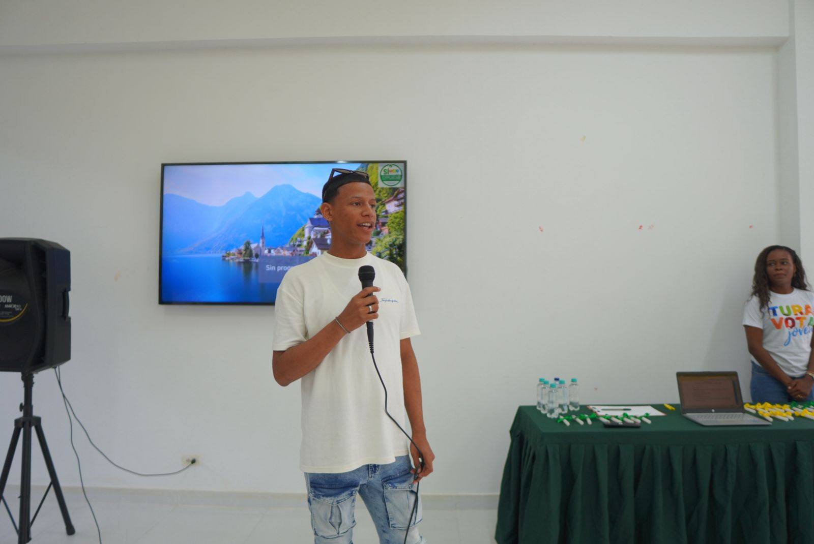 Jóvenes de Buenaventura se preparan para las elecciones de los Consejos de Juventud