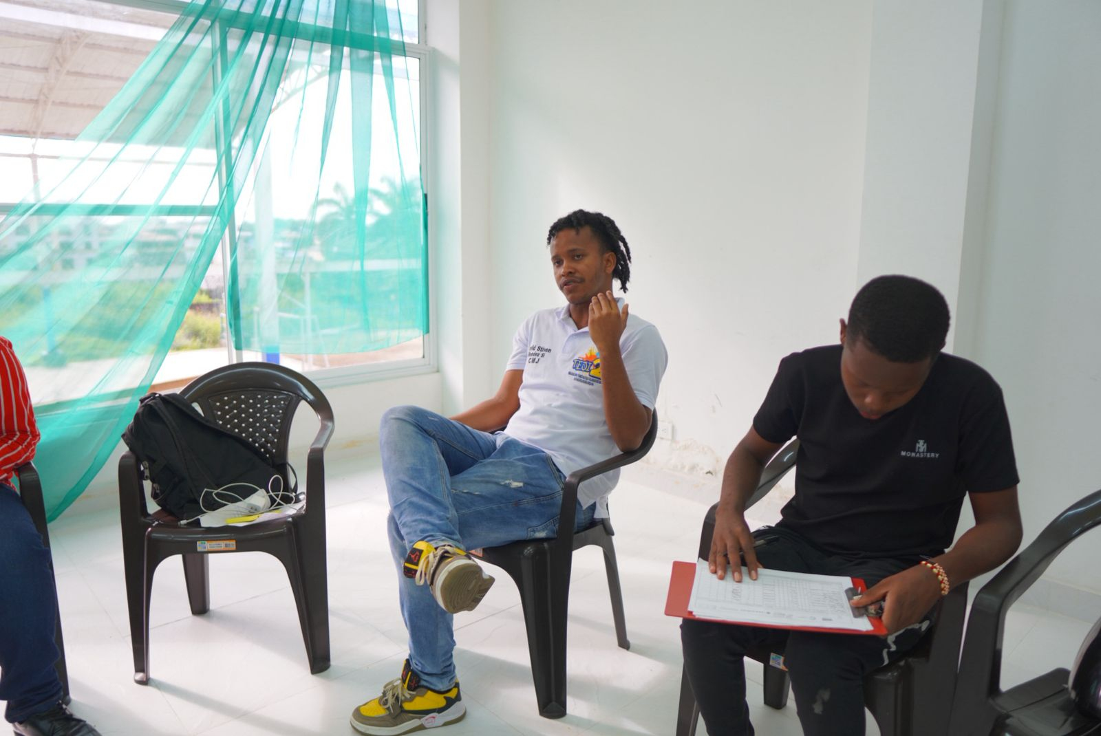 Jóvenes de Buenaventura se preparan para las elecciones de los Consejos de Juventud
