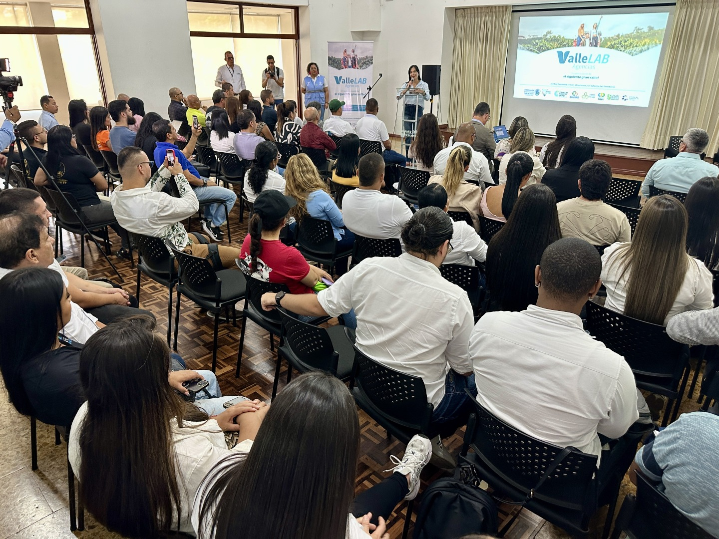 Más de 200 operadores turísticos del Valle participan en el programa Valle Lab Agencias