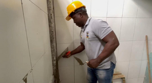 La Alcaldía Distrital, la Cooperación Internacional y la Armada Nacional impulsan mejoras en infraestructura educativa de Buenaventura