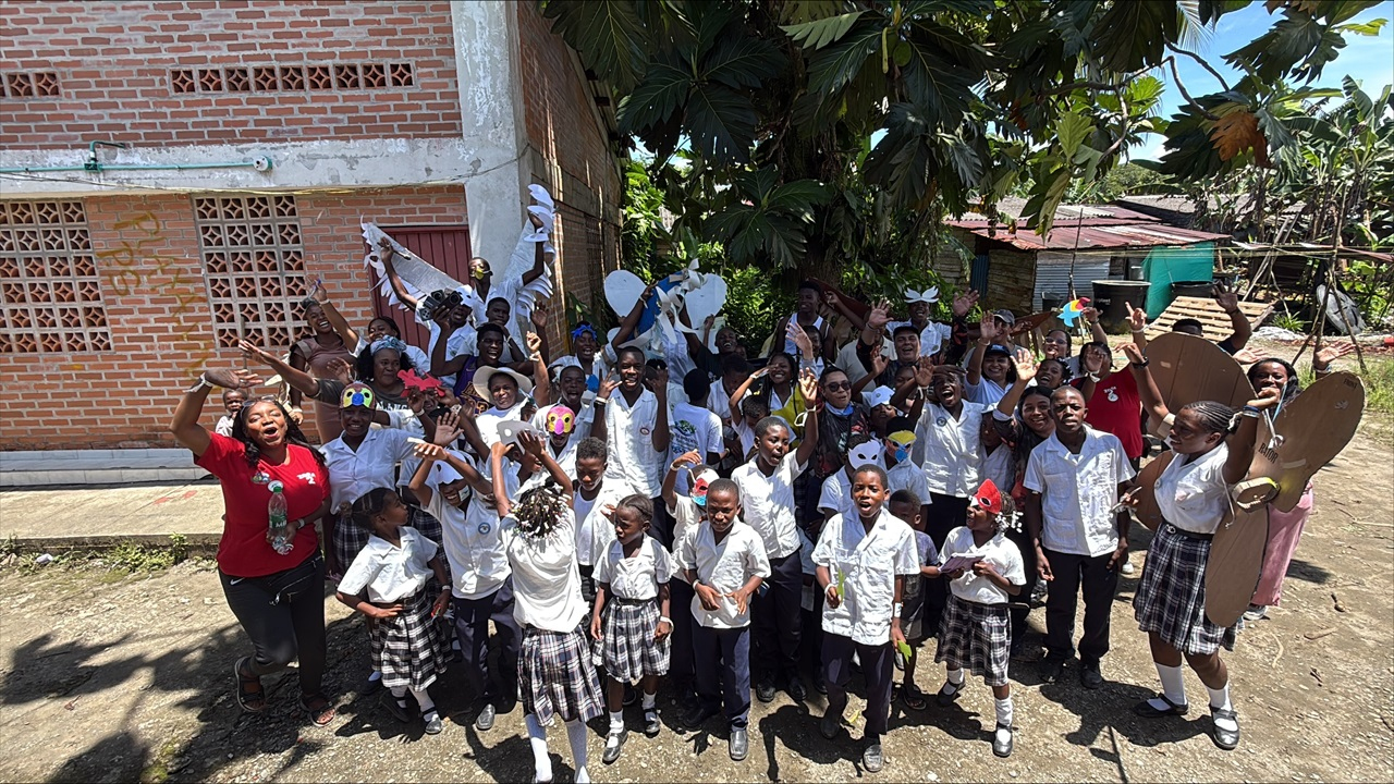 En Punta Soldado, Buenaventura; se realizó el Primer Festival de Aves Playeras y Migratorias