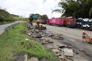 La Unión Vial Camino del Pacífico logra la liberación del predio PR 98 en Yotoco: Un nuevo comienzo para las vendedoras de Jiguales
