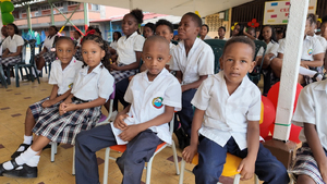 La Alcaldía Distrital entregó dotación escolar para primera infancia en tres instituciones educativas de Buenaventura