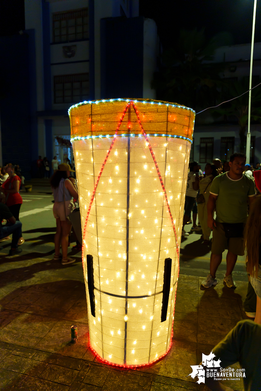 Buenaventura dio inicio a la temporada decembrina con el encendido oficial de su alumbrado navide&ntilde;o