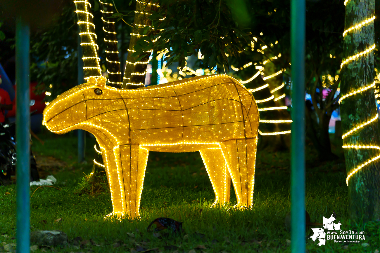 Buenaventura dio inicio a la temporada decembrina con el encendido oficial de su alumbrado navide&ntilde;o