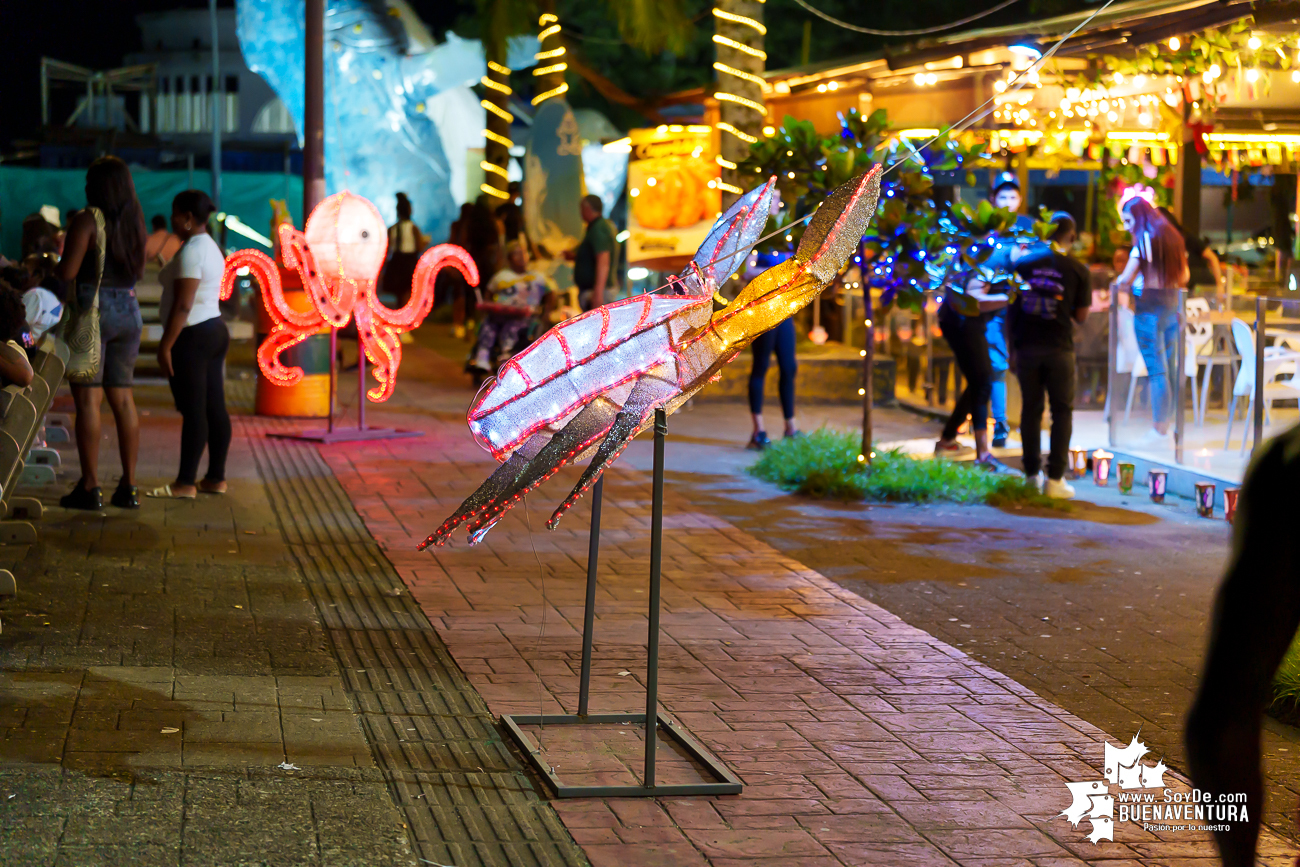 Buenaventura dio inicio a la temporada decembrina con el encendido oficial de su alumbrado navide&ntilde;o