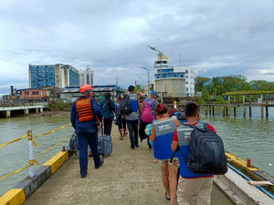 Rescatan a 13 personas que permanec&iacute;an a la deriva en el Pac&iacute;fico colombiano frente a Choc&oacute;