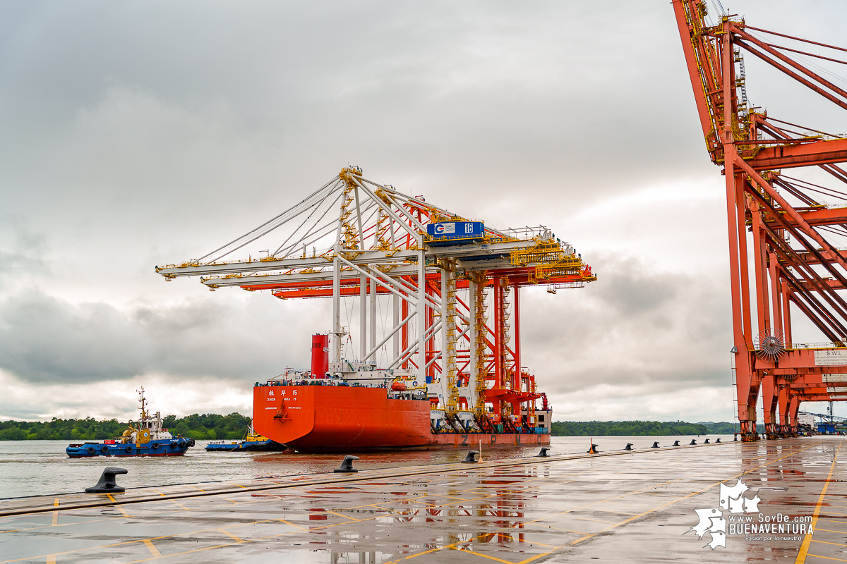La Sociedad Puerto Industrial Aguadulce incorpora dos gr&uacute;as p&oacute;rtico de &uacute;ltima generaci&oacute;n y fortalece la operaci&oacute;n portuaria de Buenaventura