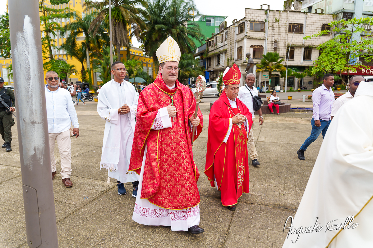 Buenaventura record&oacute; a Monse&ntilde;or Gerardo Valencia Cano con misa intercultural