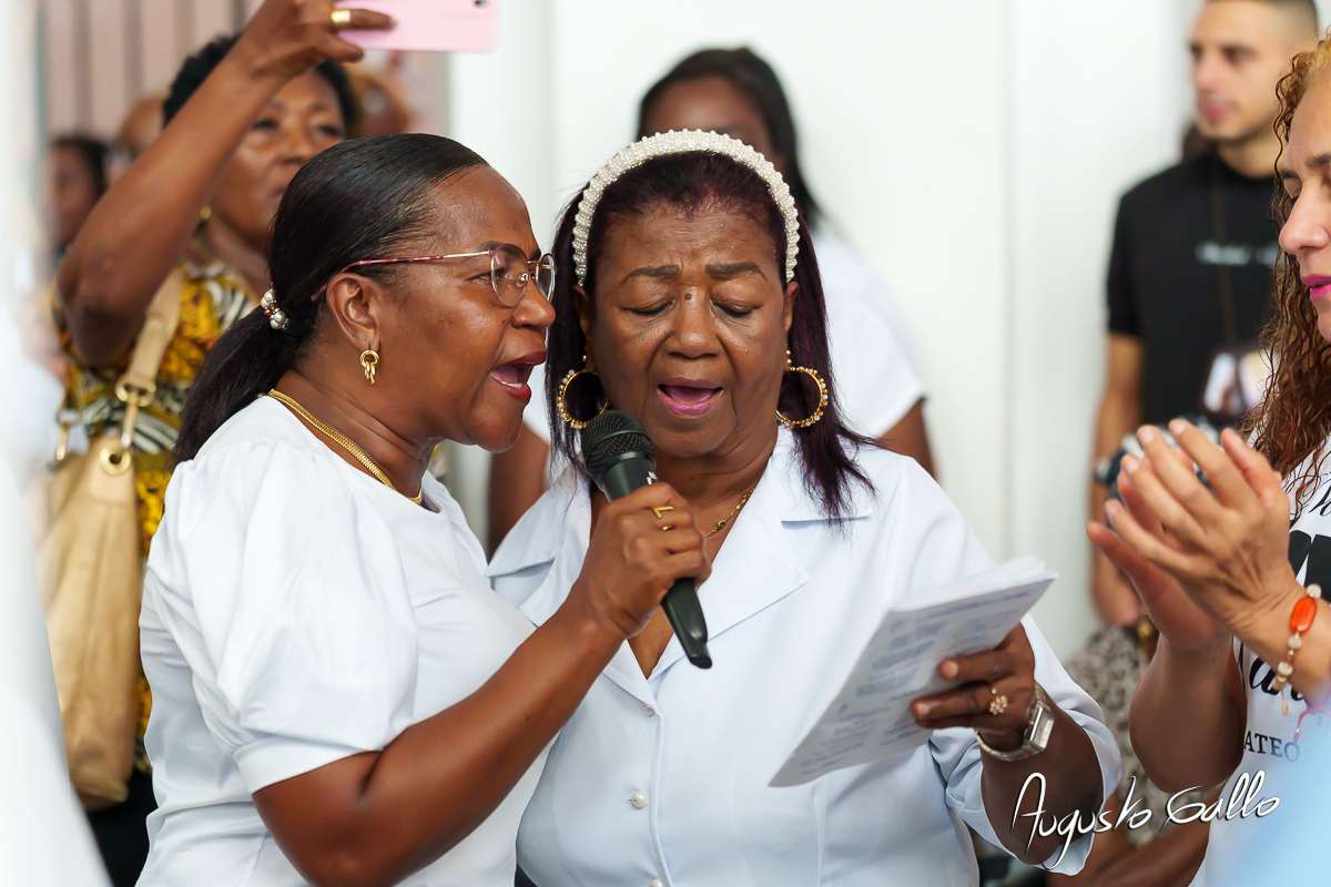 Buenaventura record&oacute; a Monse&ntilde;or Gerardo Valencia Cano con misa intercultural