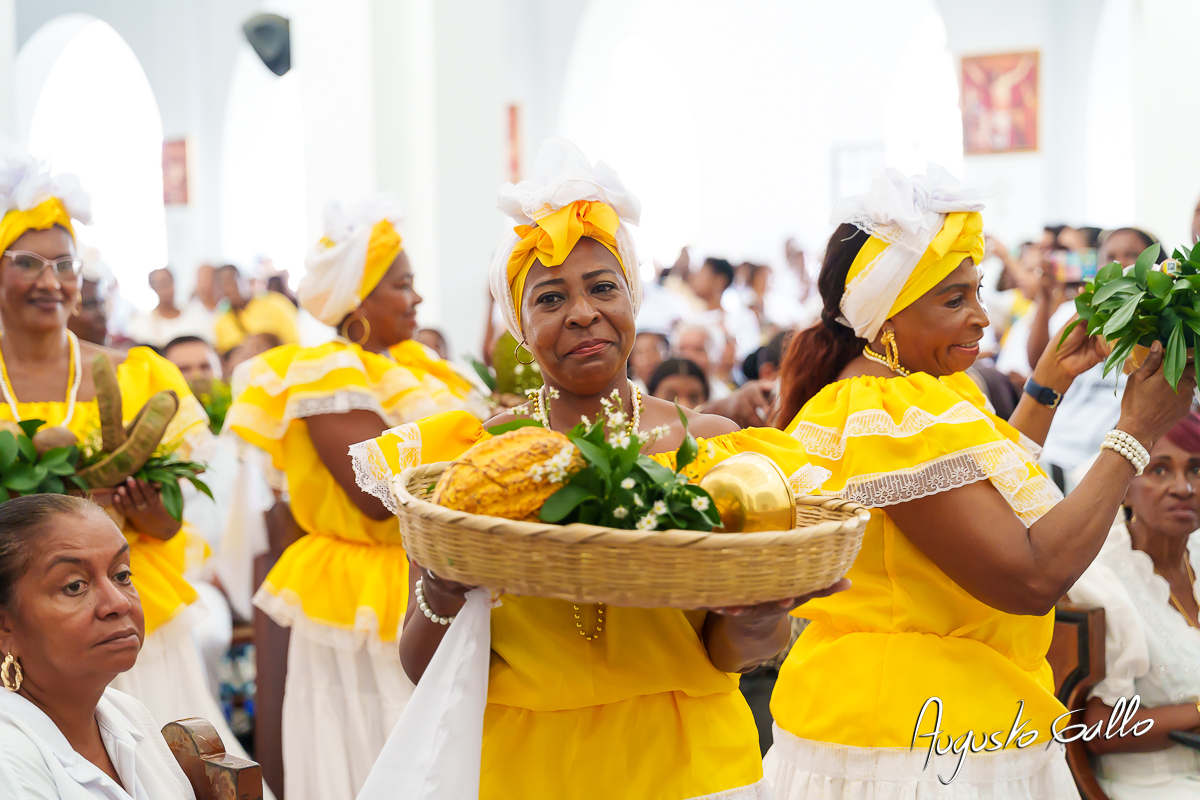 Buenaventura record&oacute; a Monse&ntilde;or Gerardo Valencia Cano con misa intercultural